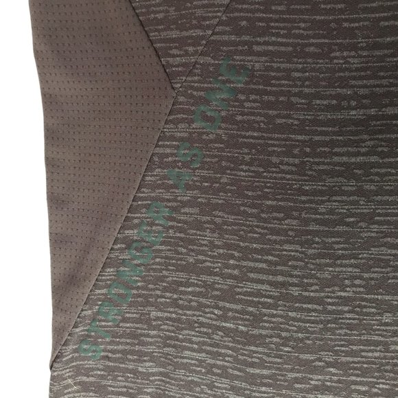 Lululemon x Barry's Bootcamp Tank Top Purple.  Mauve.  Size Men's Medium - Picture 5 of 14